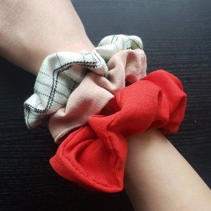 Holiday themed scrunchie set gift for girls